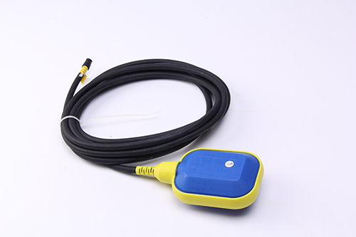 UXO-A1����Һλ������